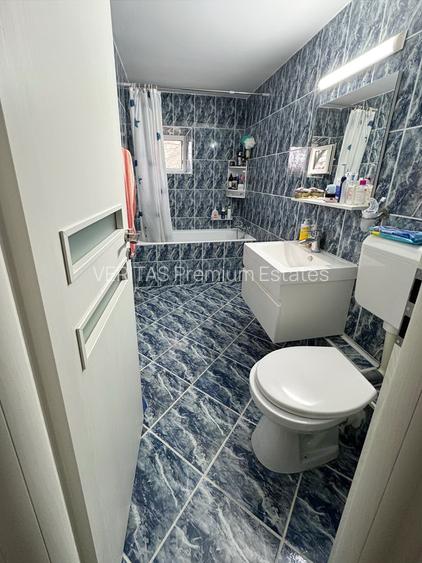 Vanzare apartament 3 camere mall Vitan Foisorului, posibilitate centrala, hol H - 7