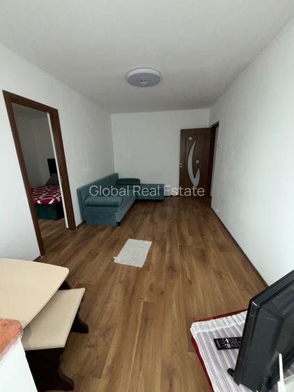 3 Camere Semidecomandat 50mp Zona Tomis Nord - 3