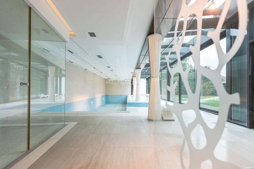 Vila, design ambitios, spatii luminoase in conexiune cu natura - 21