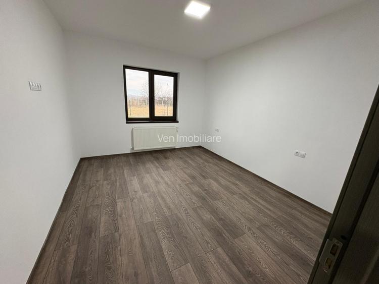 Casa de vanzare – 143 mp, teren 700 mp Zona Aerodrom - 11