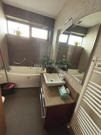 OPORTUNITATE! Casa cu 6 camere,300MP,Teren 1100mp,Finisaje LUX - 12