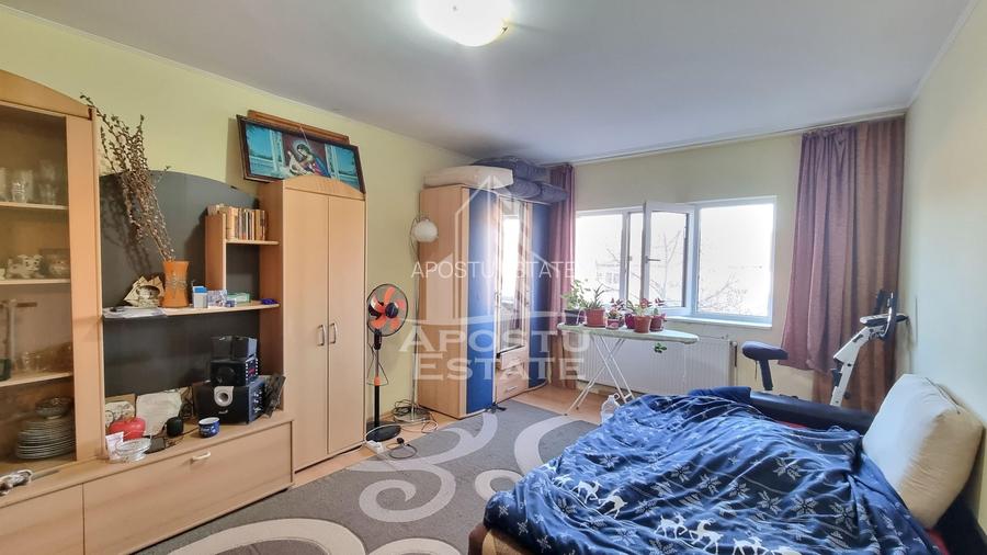 Apartament 2 camere,centrala proprie,bloc anvelopat,zona Dorobantilor - 2