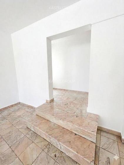 13 Septembrie-spatiul comercial renovat stradal