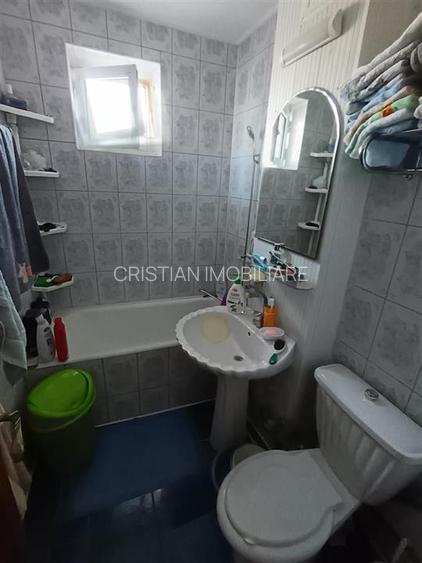 SPATIOS! Apartament 4 Camere, Decomandat, ETAJ 1, Obor - 9