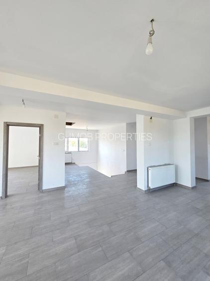 VANZARE VILA 280 MP. - TEREN 1430 MP. - STR. ROVINE - GAESTI - 2