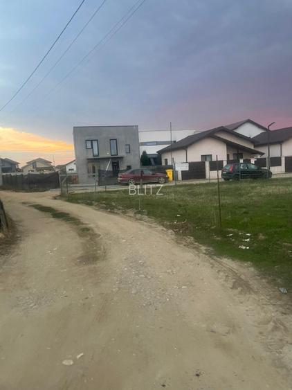 Teren intravilan, 310 mp, zona Damila - 2