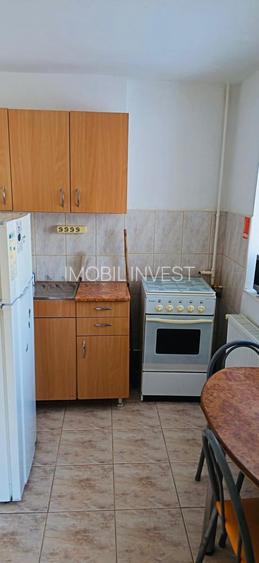 Apartament 2 camere de închiriat, 54 mp, etaj 2, zona Cetate - 5