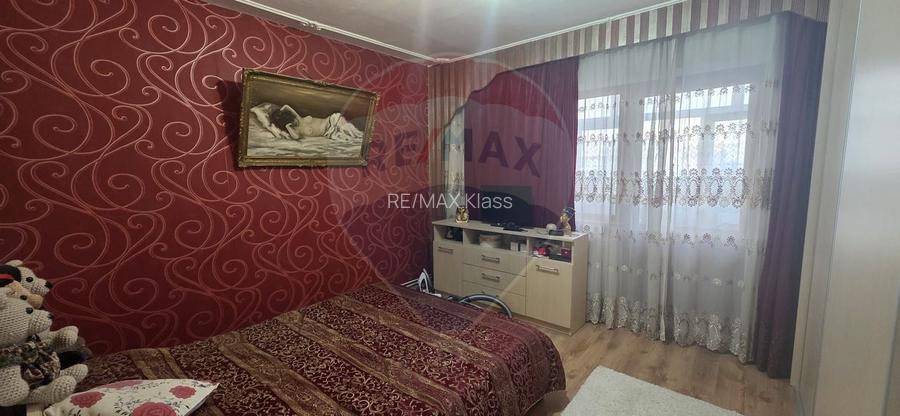 Apartament cu 3 camere de vanzare in Micro 6 – locatie excelenta - 9