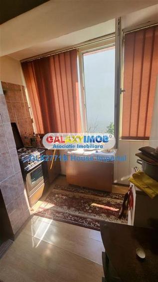 Vanzare apartament  2 camere Sos M.Bravu-Obor - 3