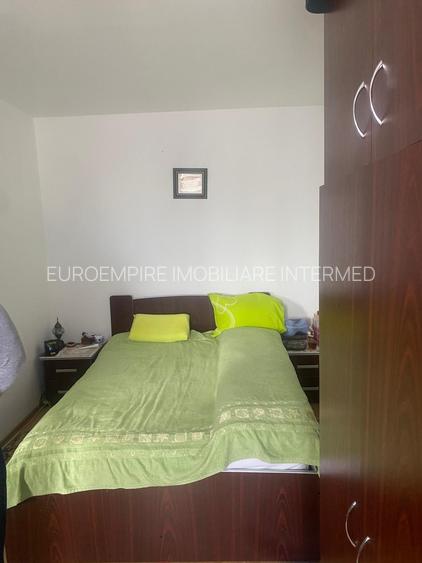Apartament 2 camere de vanzare zona KM 4-5 - 2