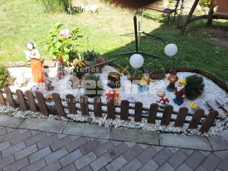 Casa  mare de vanzare - 3