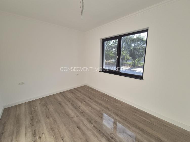 Vilă elegantă, finisată complet, Via Carmina – comision 0 - 10