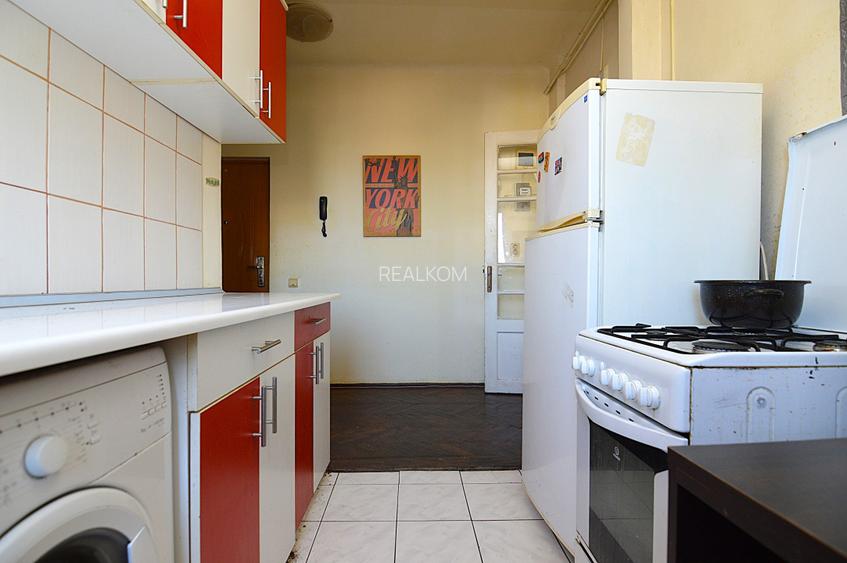 VANZARE GARSONIERA TINERETULUI - CANTEMIR - 11