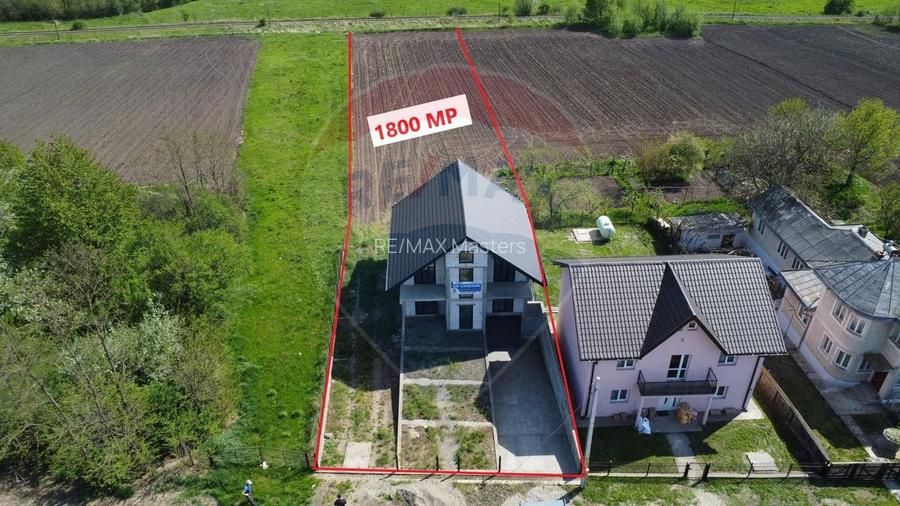 Casă  cu 7 camere de vânzare Preutești jud Suceava - 3