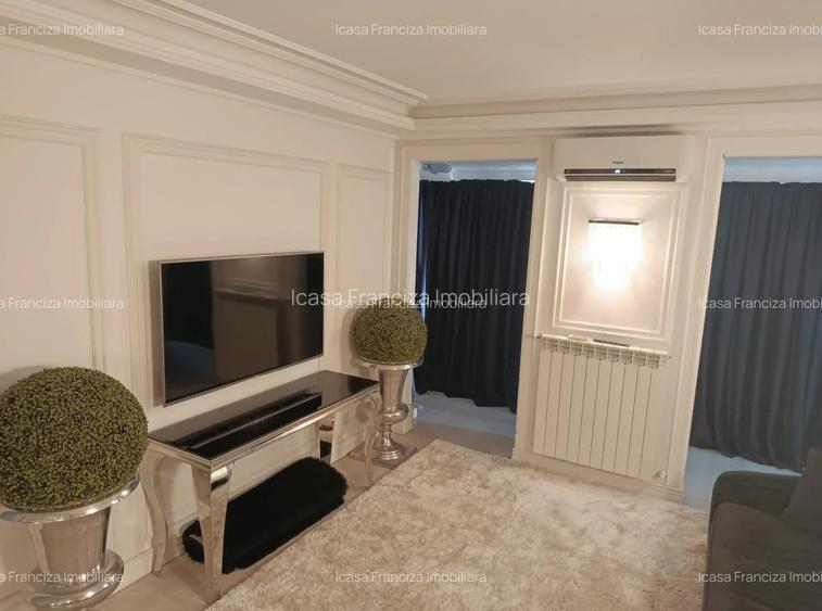 Oferim spre vânzare un apartament de lux aflat chiar în inima capitalei - 2