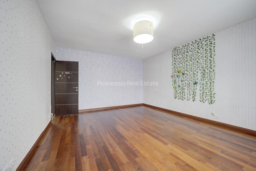 Soseaua Sisesti -  6 camere, 242 mp –2 parcari--Comision 0% - 19