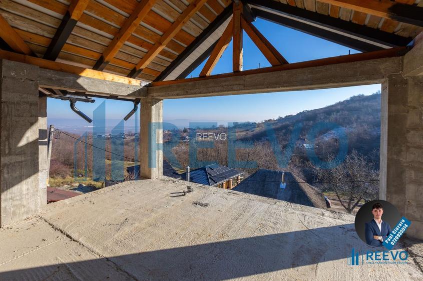 Pensiune/Vilă la roșu P+E+M în Sărata - 23