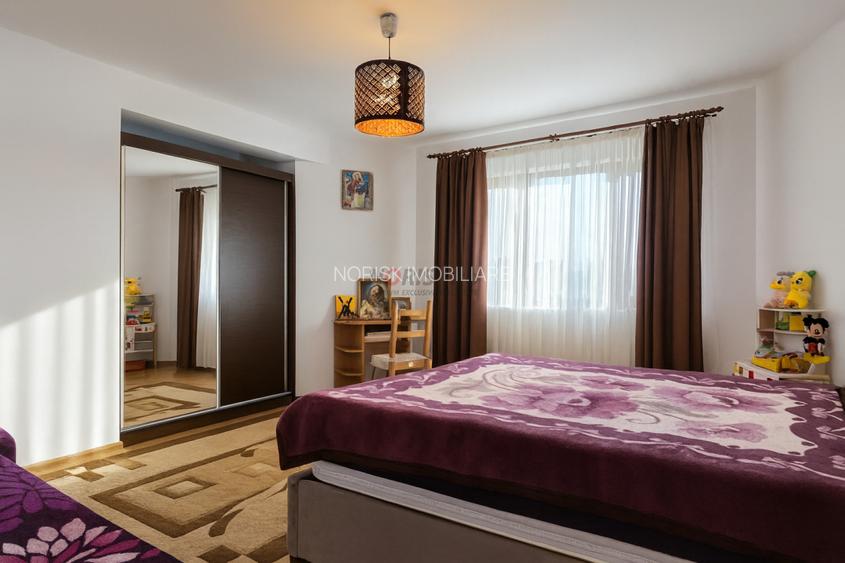 Vilă Spațioasă • Teren 656 mp - 8