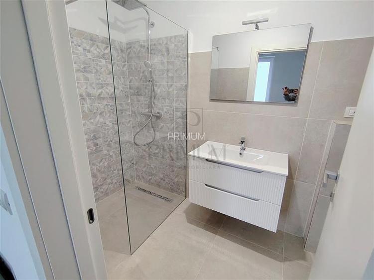 Duplex 5 camere - despartit prin camera tehnica - langa 4 benzi - 11