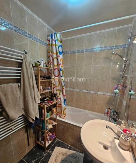 Apartament 3 camere Brancoveanu/ Centrala proprie - 6