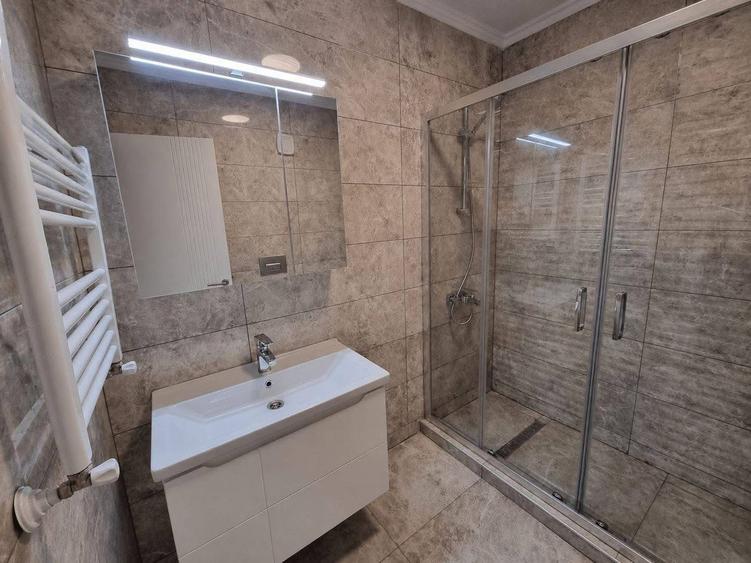 Studio Solid House Mamaia Zona Butoaie Vedere Frontală Lac Loc Parcare Subteran