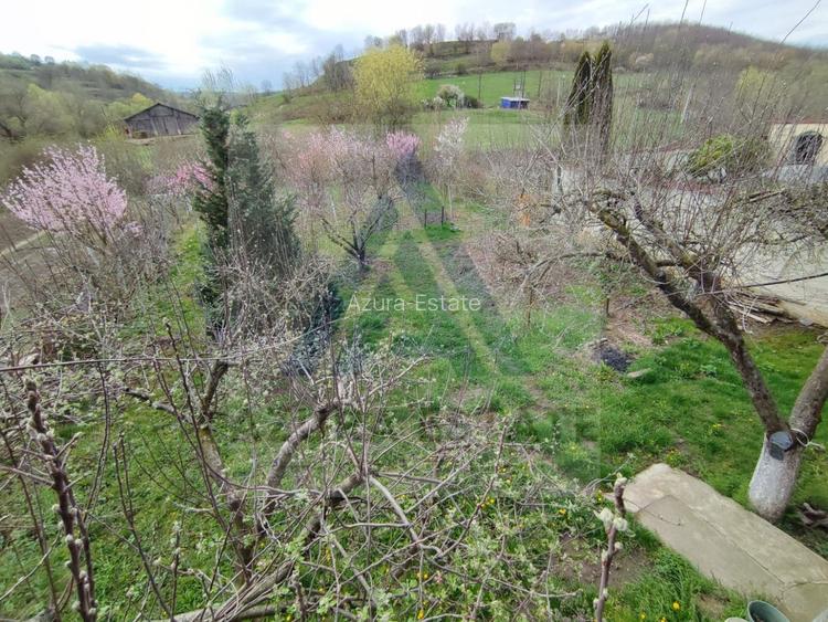 Casa 4 camere 2 bai garaj inchis pivnita si teren 740 mp in Seica Mica - 14