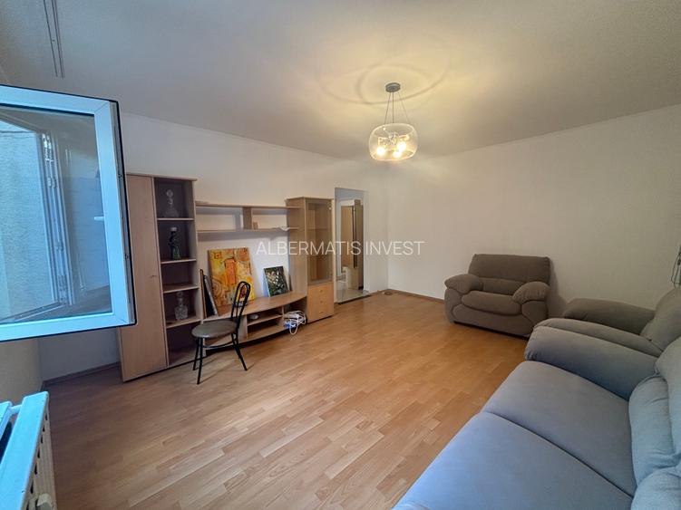 inchiriere apartament de 3 camere - 5