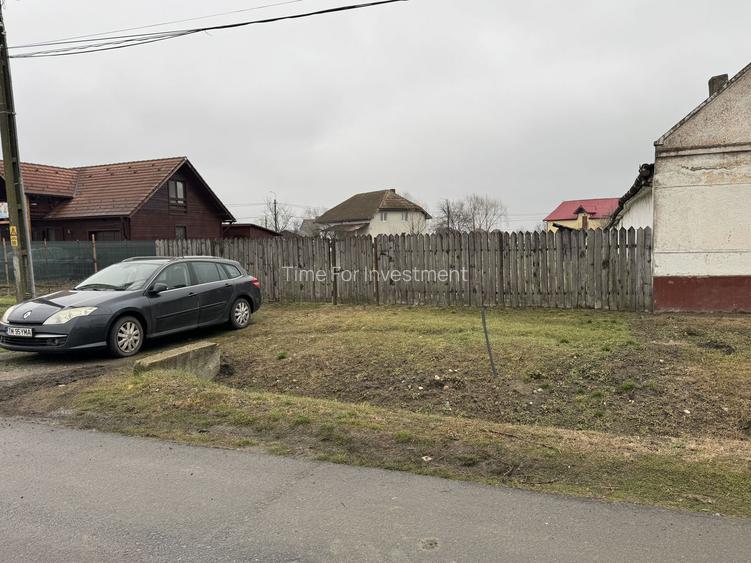 Teren Intravilan Becicherecu Mic 750mp,Utilitatile In Fata Parcelei,Asflat - 2