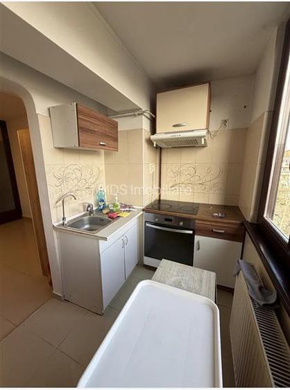 2 camere decomandat in Bucovina - 3