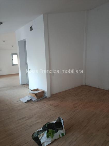 VILĂ DE VÂNZARE – ZONA UNIVERSITATE / CENTRU VECHI / KM 0 - 10