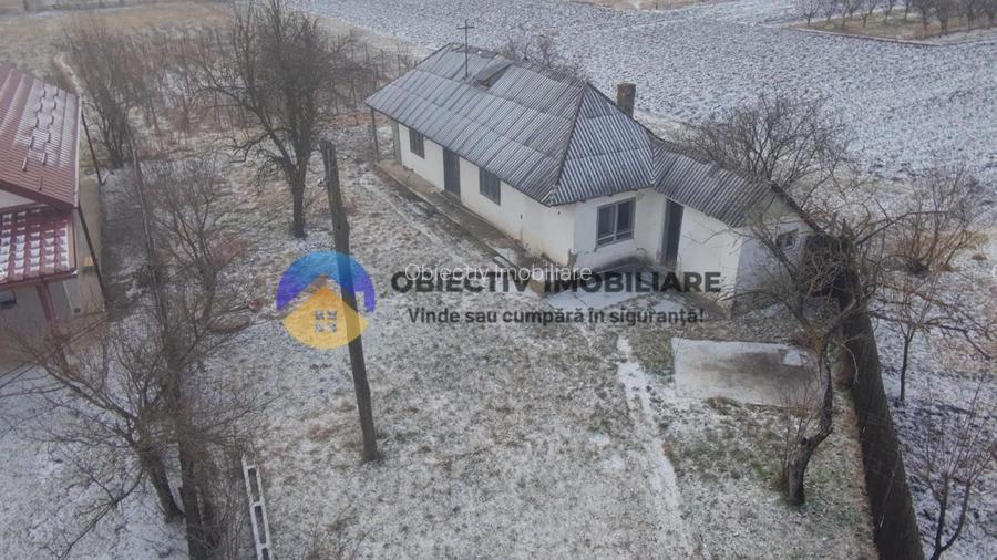 Teren 2089 mp + casa batraneasca Slobozia–Roznov, jud. Neamt - 2