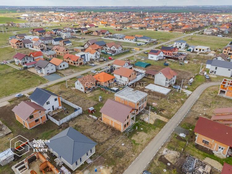 Casa  P+M  in  Fantanele,  ideală pentru personalizare - 34