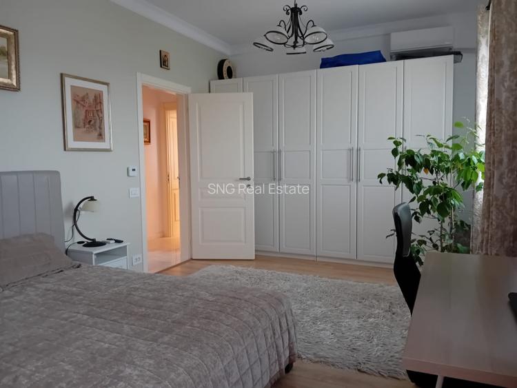 De vanzare vila exceptionala in stil Neo Romanesc cu vedere la lac si padure - 14