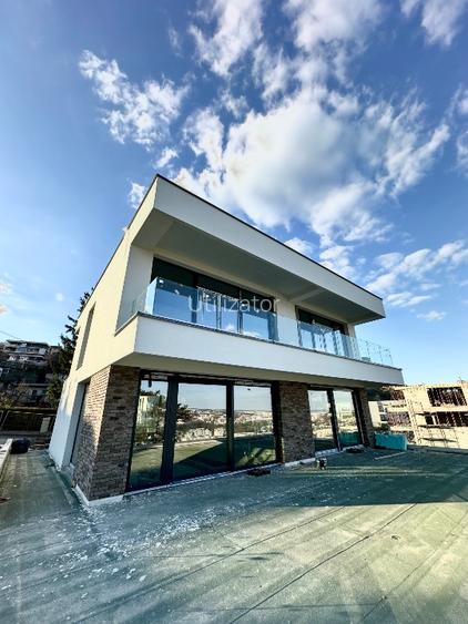 Casa de vanzare cu view spectaculos Grigorescu - 5