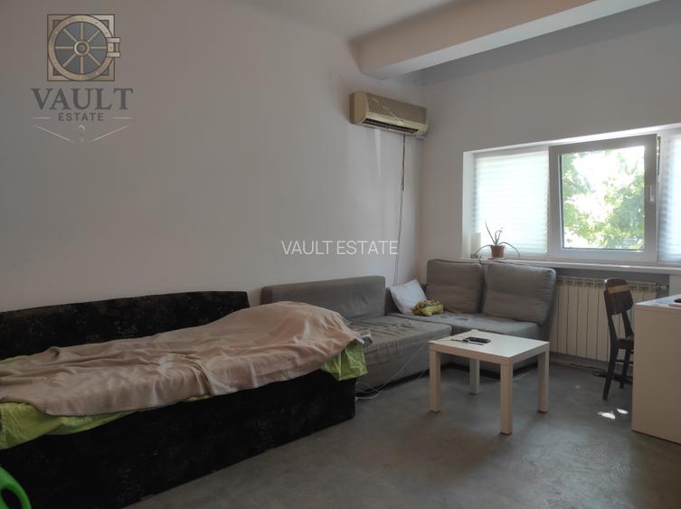 Apartament 4 camere  - BOXA INCLUSA - zona CALEA CALARASILOR / HALA TRAIAN  - 3