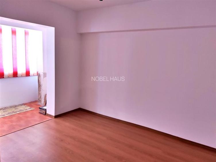 Apartament 3 camere, decomandat, etajul 3, Zona Gura Leului - 8