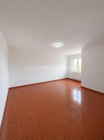 Apartament 4 camere, centrala termica, Bragadiru central, aproape de Primarie - 3