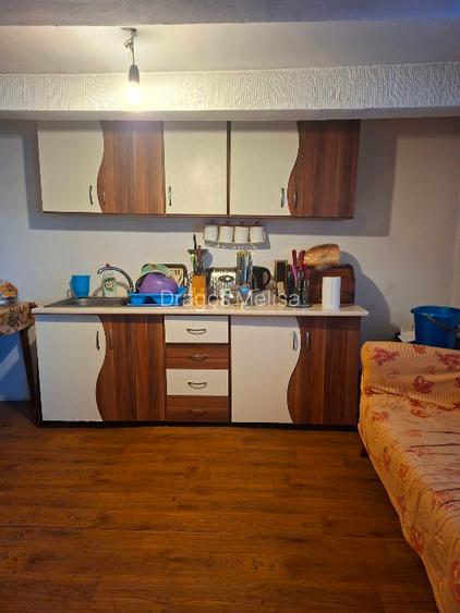 Vand casa cu teren ....... - 7