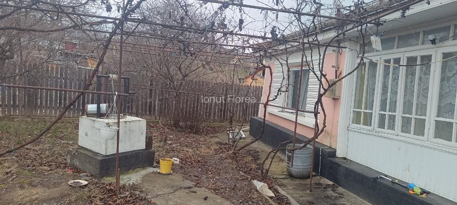 Casă bătrânească cu teren in Tomești  - 7