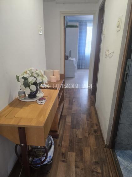 City Park Mall 4 camere decomandat 92 m - 4