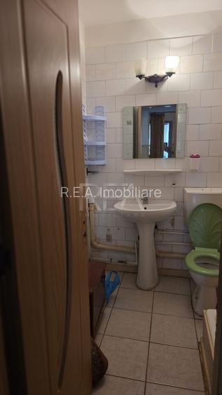 4 camere, 1/8, anvelopat, bloc 1982, 90mp-Gorjului - 13