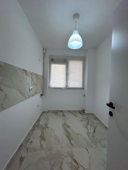 Titan 3 Camere Parter Instalatii Schimbate Bloc Reabilitat 10 Min Metrou - 4