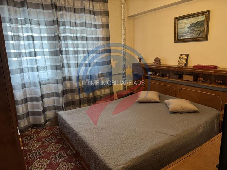 Apartament decomandat, 3 camere, zona Mall Electroputere - 7