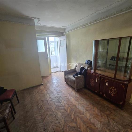 Garsoniera q1 Alexandru etajul 2 - 2