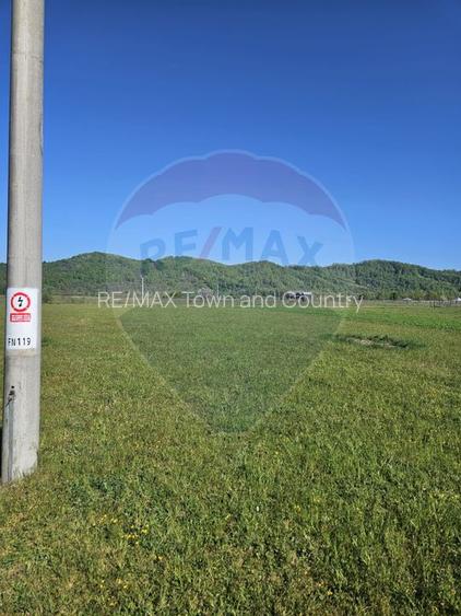 Teren intravilan de vânzare în Crăciunești – 1.780 mp - 8