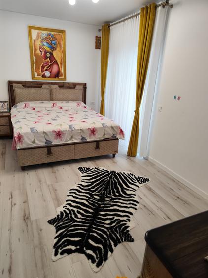 Casa zona Complex Comercial Traian Nord