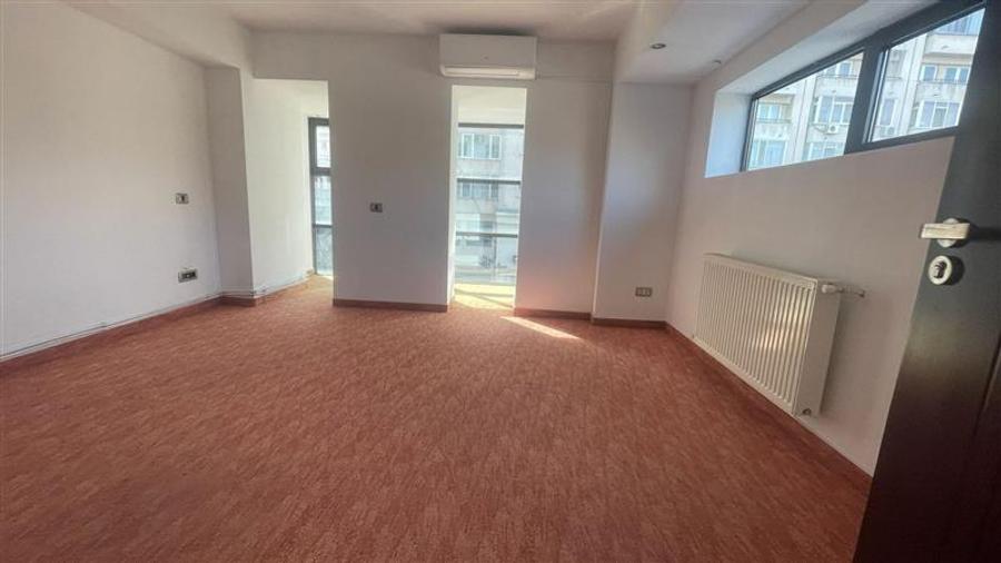 Birou Unirii Zepter, 3 camere, 120 mp in cladire de birouri