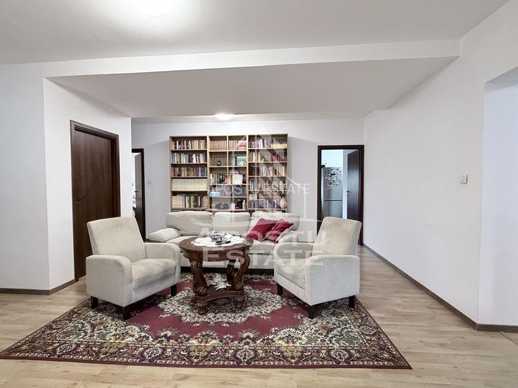 Casa moderna in Sanandrei la asfalt vatra satului - 12