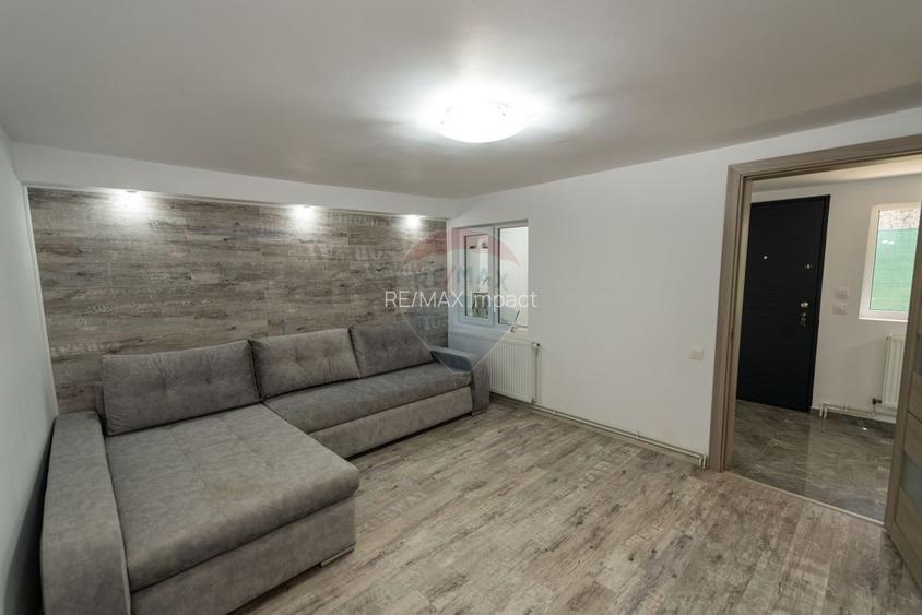 Casa cu 4 camere de vanzare , 96mp totali, sat Islaz - 2