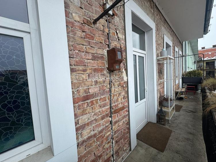 Apartament interbelic in zona Mihai Viteazul-103mp, et. 2/2 - 29